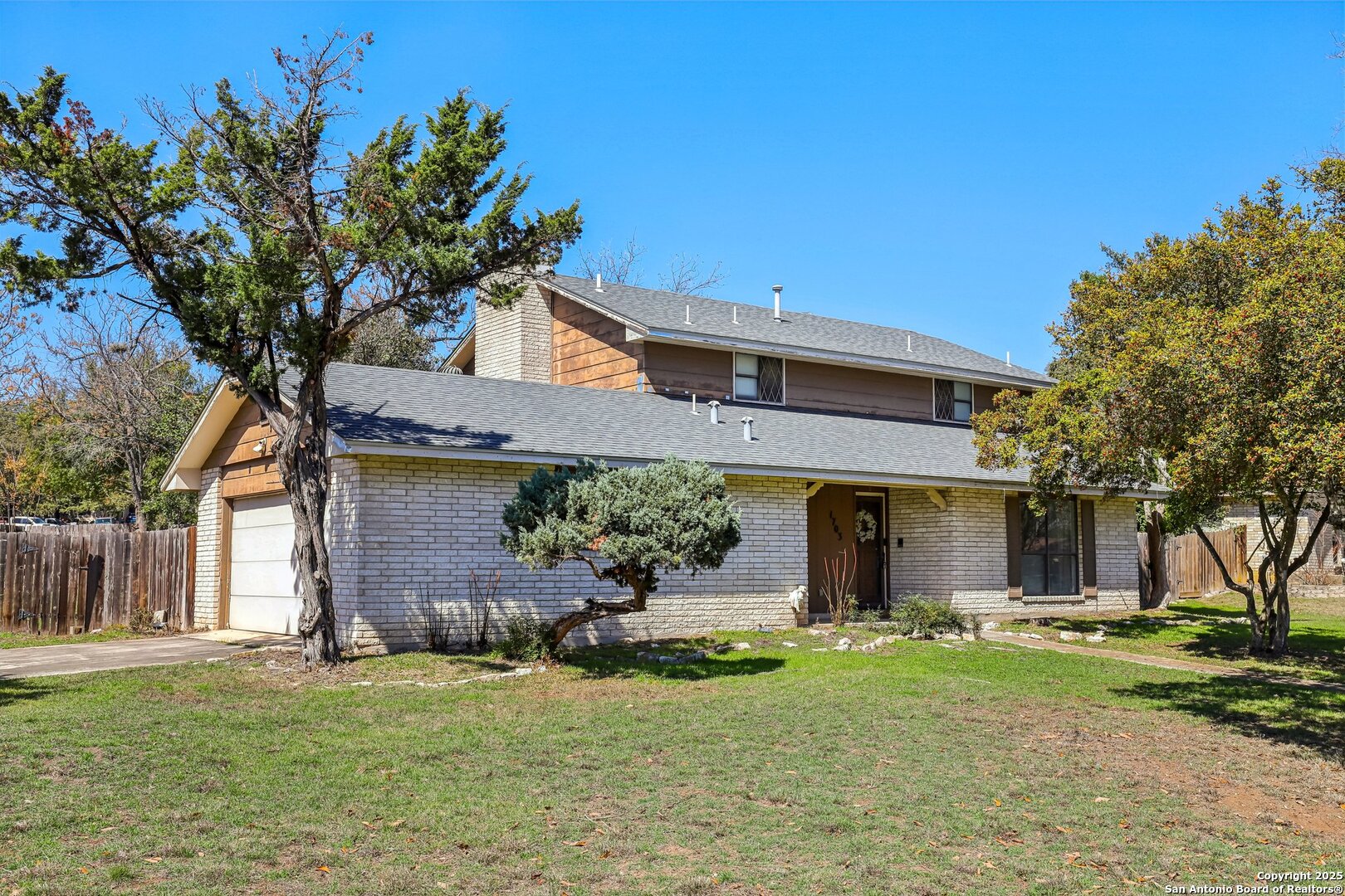 1703 Autumn Woods Street San Antonio TX 78232