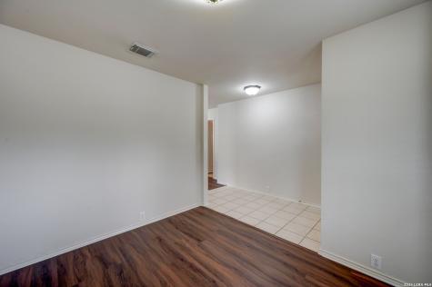 3975 Alpine Aster San Antonio TX 78259