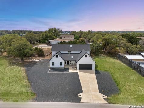 1090 Arcadia Drive Canyon Lake TX 78133