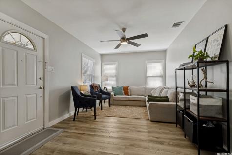 2018 W Mulberry San Antonio TX 78201