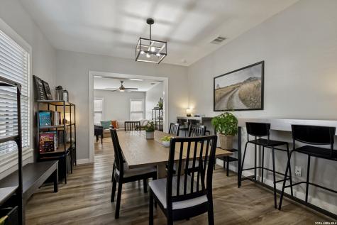 2018 W Mulberry San Antonio TX 78201