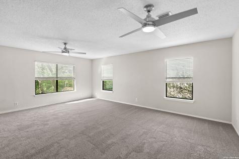 7051 Shadow Run San Antonio TX 78250
