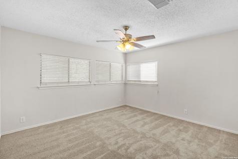 7051 Shadow Run San Antonio TX 78250