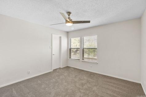 7051 Shadow Run San Antonio TX 78250
