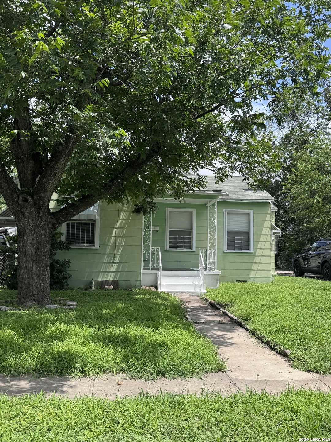 1223 Essex San Antonio TX 78210