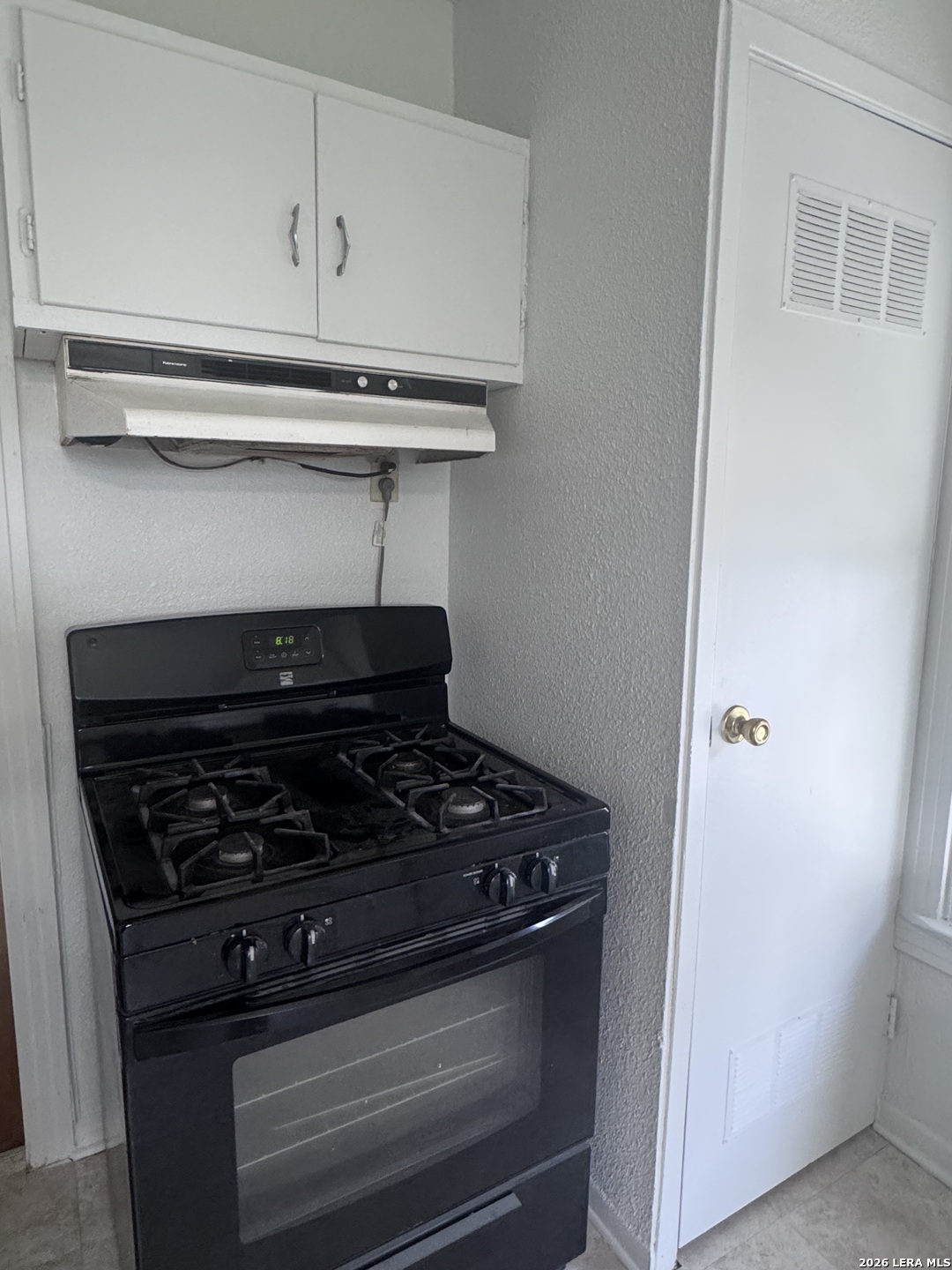 1223 Essex San Antonio TX 78210