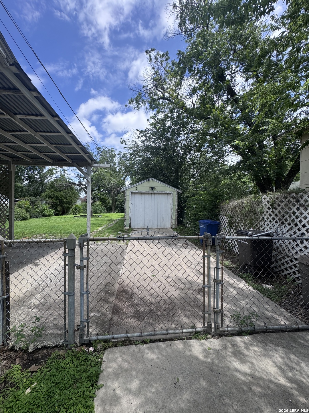 1223 Essex San Antonio TX 78210
