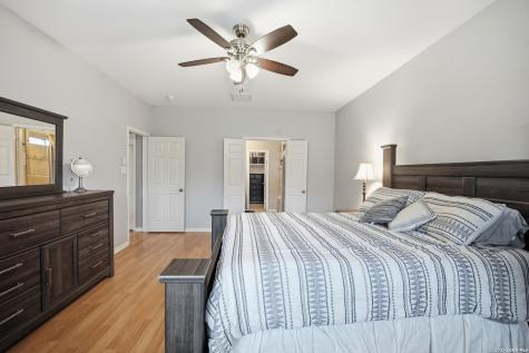 1511 Crescent Point San Antonio TX 78258