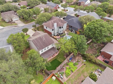 1511 Crescent Point San Antonio TX 78258