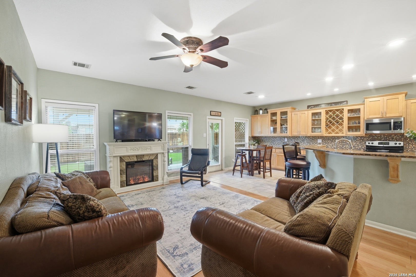 1511 Crescent Point San Antonio TX 78258