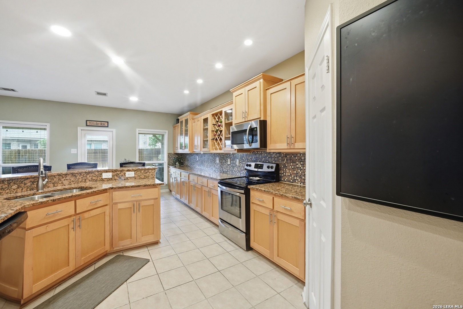 1511 Crescent Point San Antonio TX 78258
