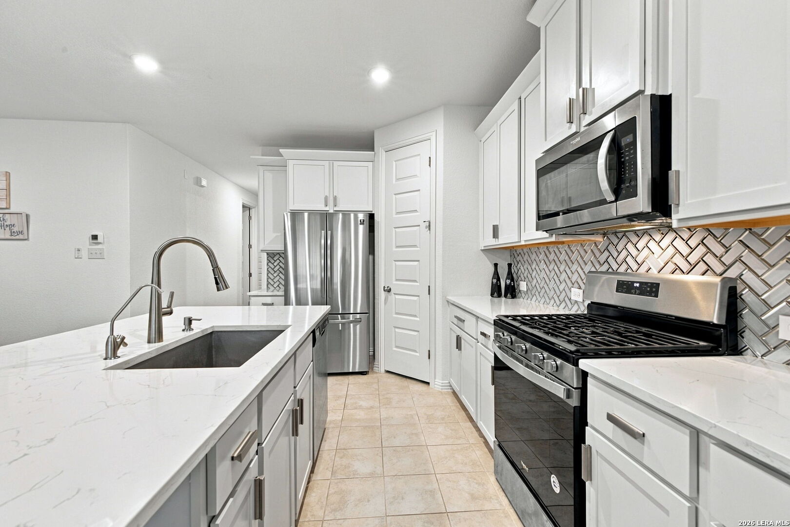 6615 Hoffman Plain San Antonio TX 78252