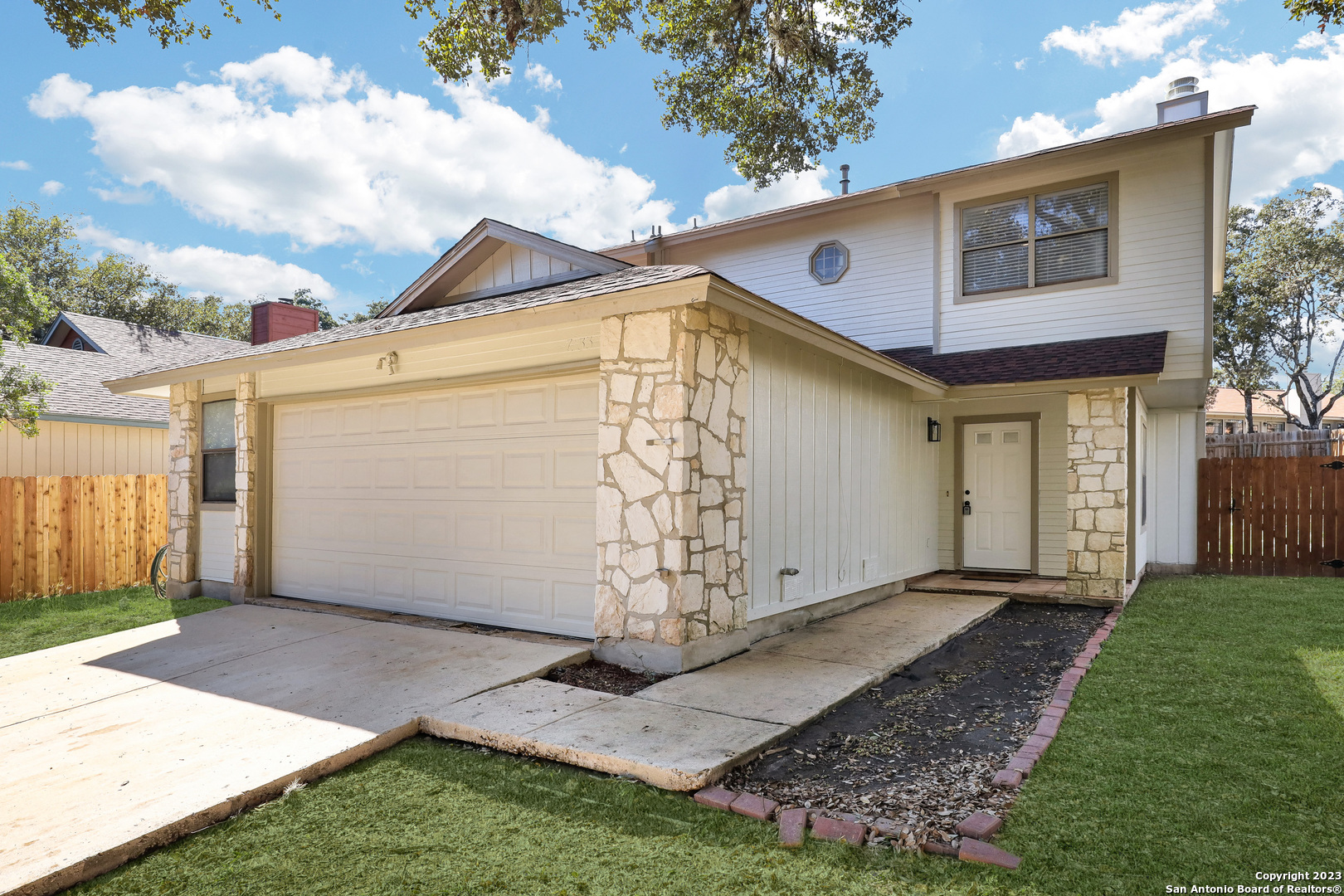 7233 Breeze Hollow San Antonio TX 78250