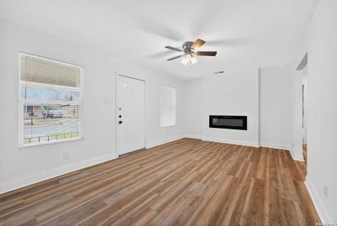 2034 Edison San Antonio TX 78201