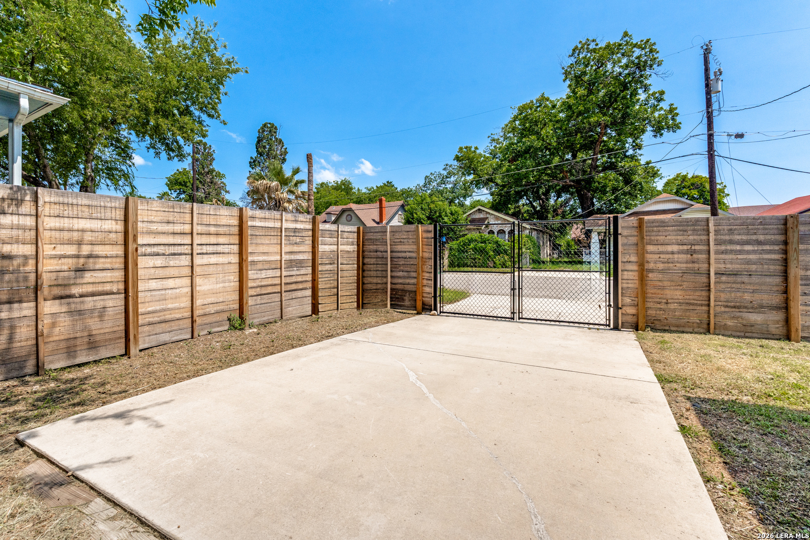 1018 S Pine Street San Antonio TX 78210