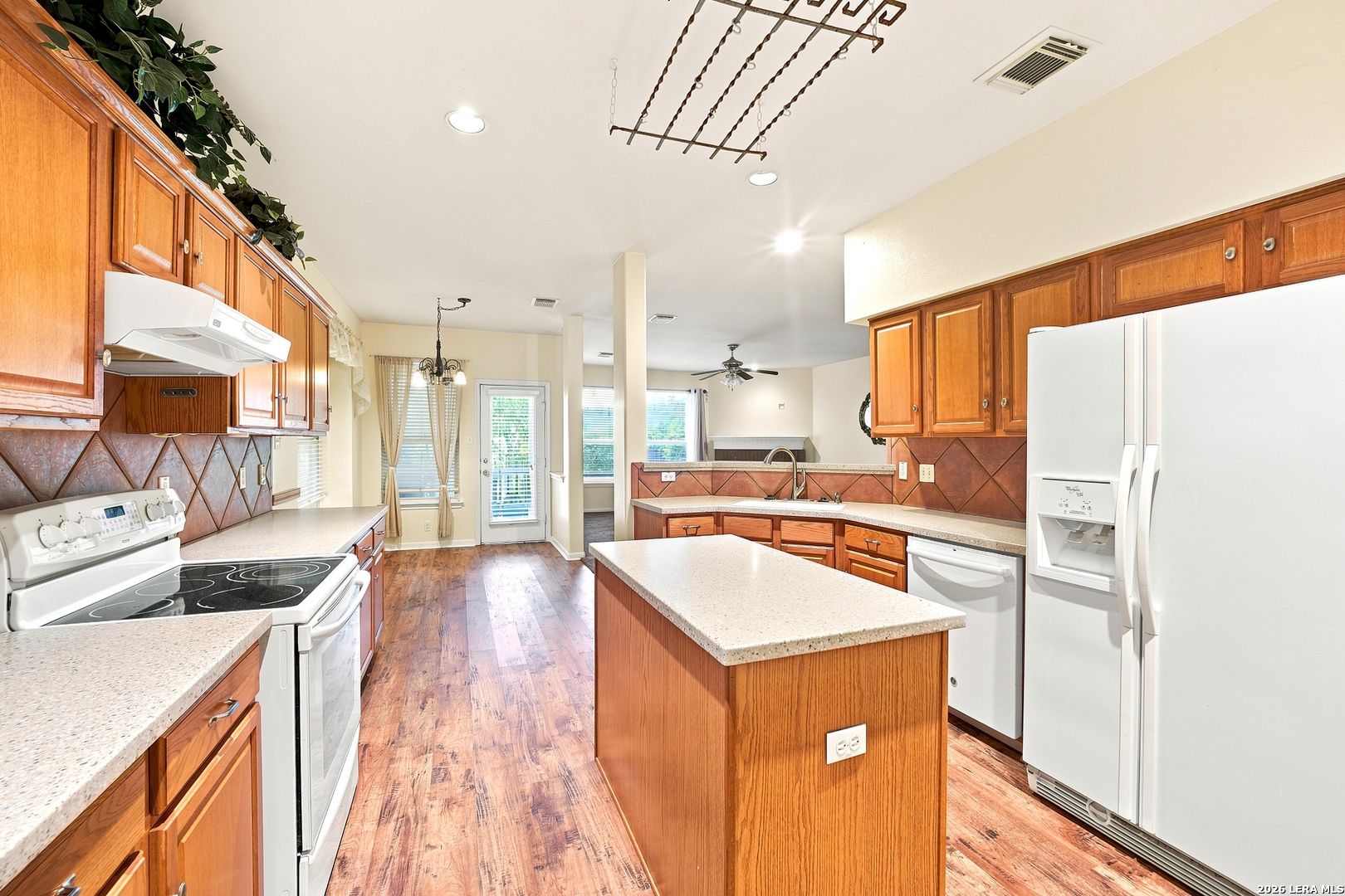 8414 La Fleur San Antonio TX 78249