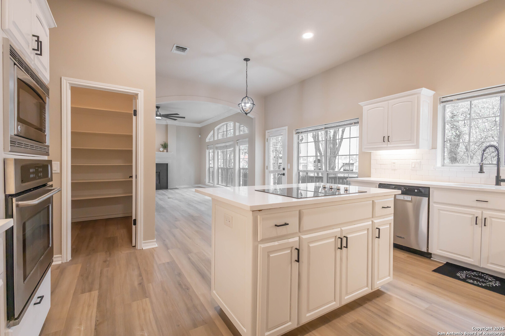18202 Crystal Ridge San Antonio TX 78259