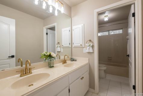18202 Crystal Ridge San Antonio TX 78259