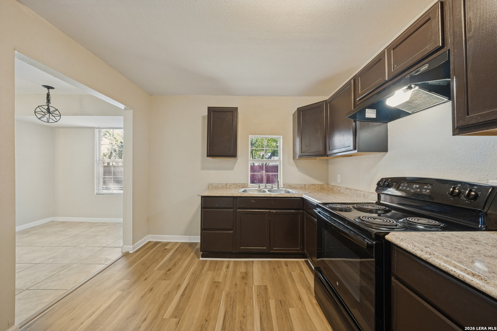 7334 Glen Brook San Antonio TX 78239