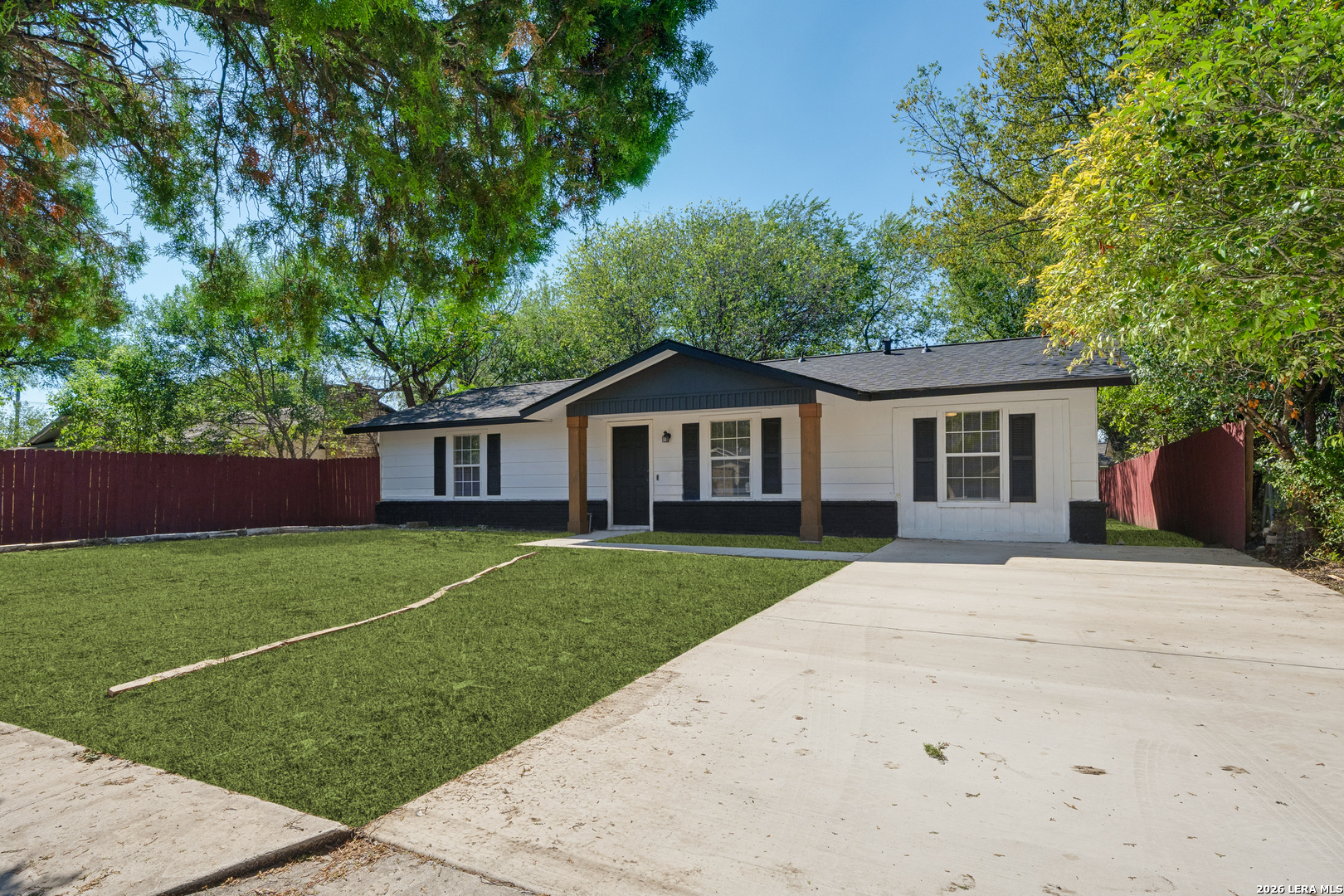 7334 Glen Brook San Antonio TX 78239