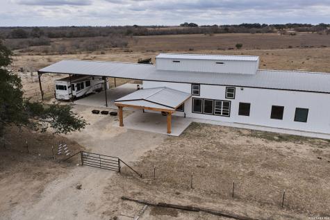 3169 Schuettig Poteet TX 78065
