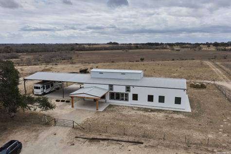 3169 Schuettig Poteet TX 78065