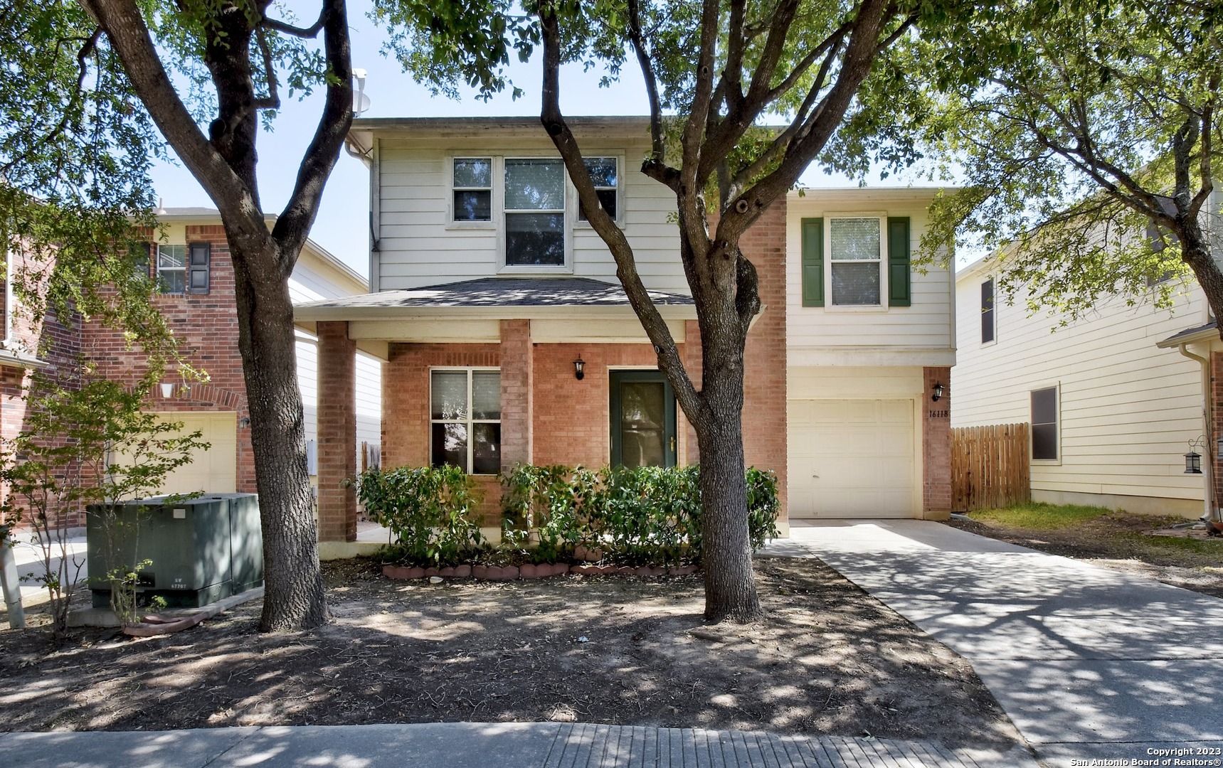 16118 Branching Oaks San Antonio TX 78247
