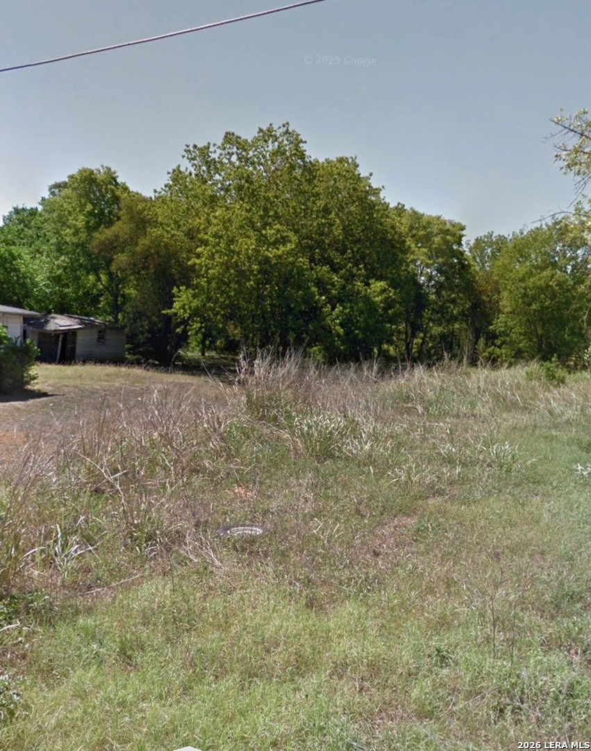 737 Newton Seguin TX 78155