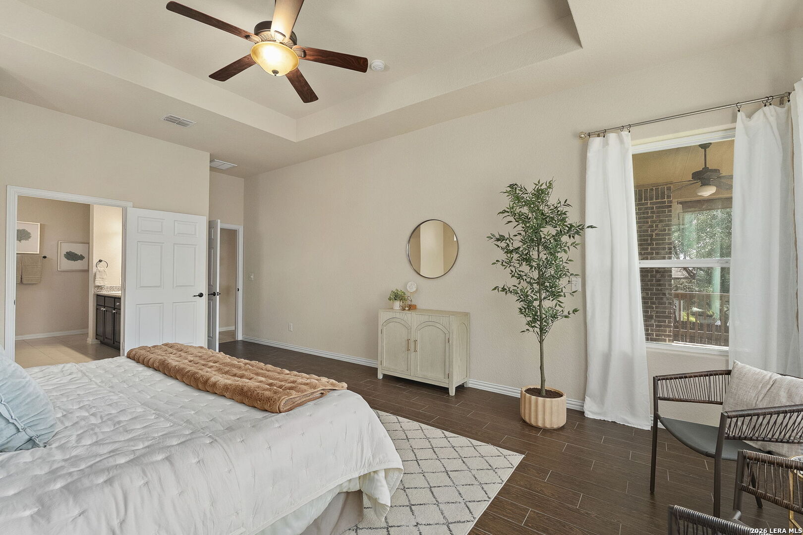 2106 Silent Fox San Antonio TX 78260