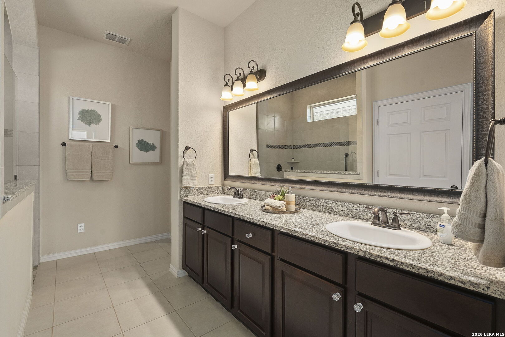 2106 Silent Fox San Antonio TX 78260