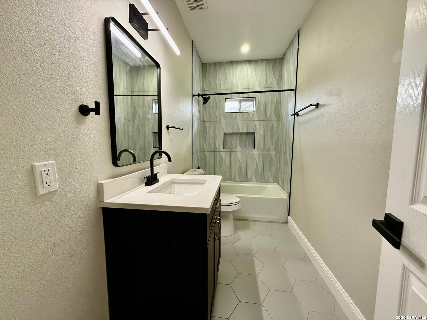 113 Thelka San Antonio TX 78214