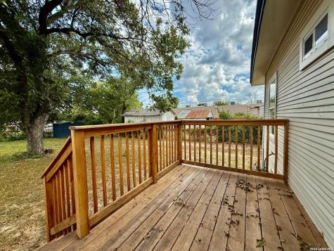 113 Thelka San Antonio TX 78214