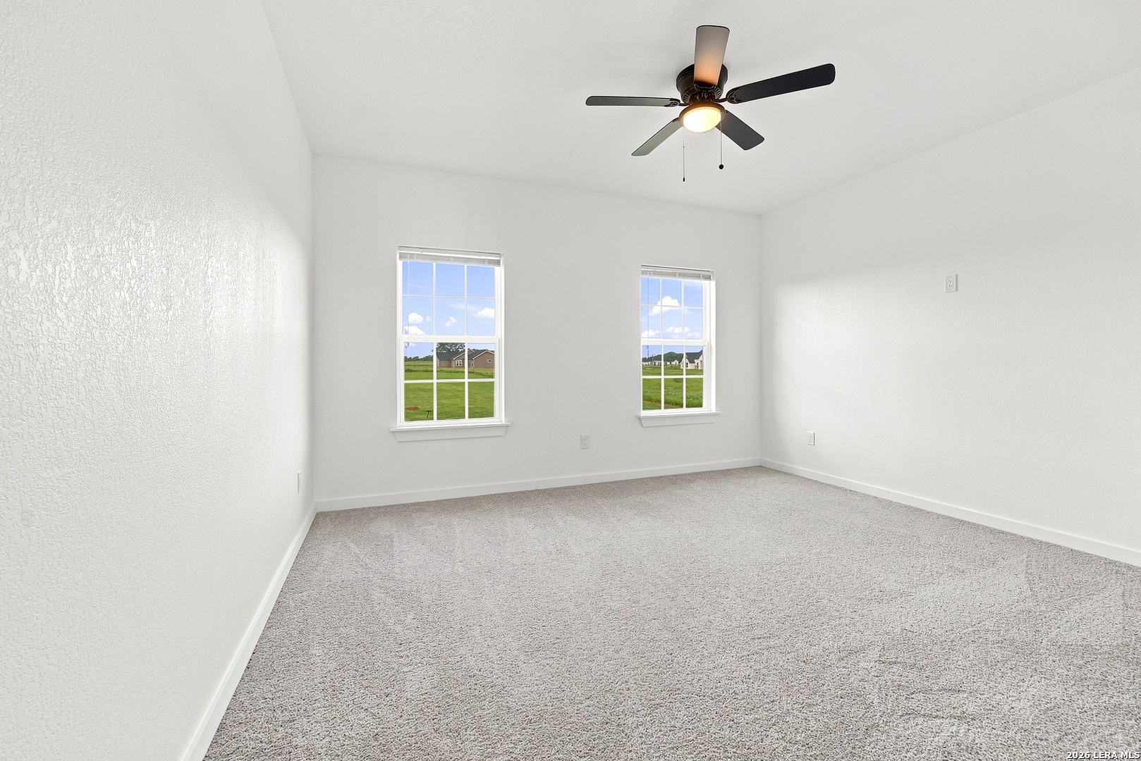 105 Hidden Cove Floresville TX 78114