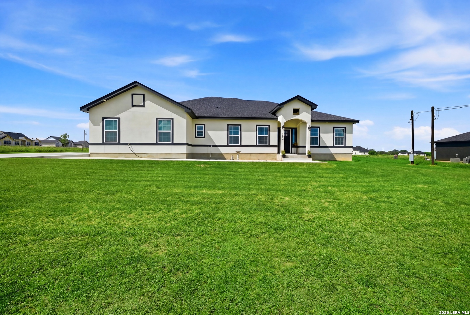 105 Hidden Cove Floresville TX 78114