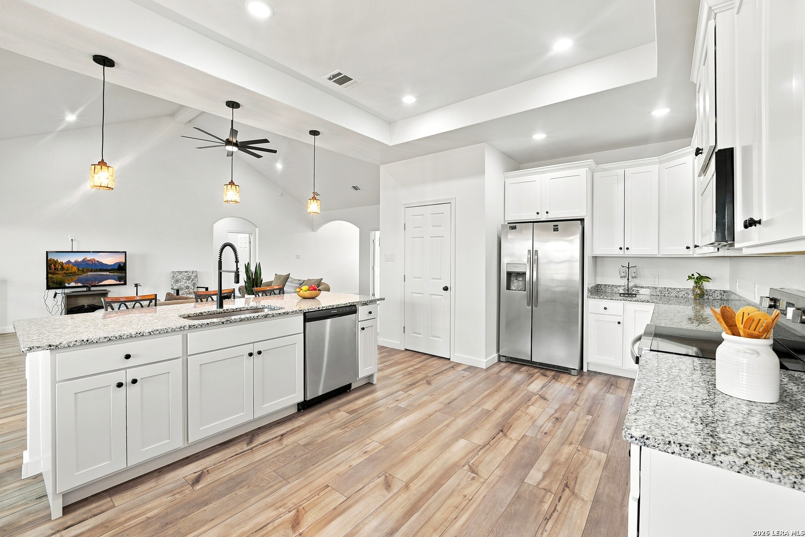 105 Hidden Cove Floresville TX 78114