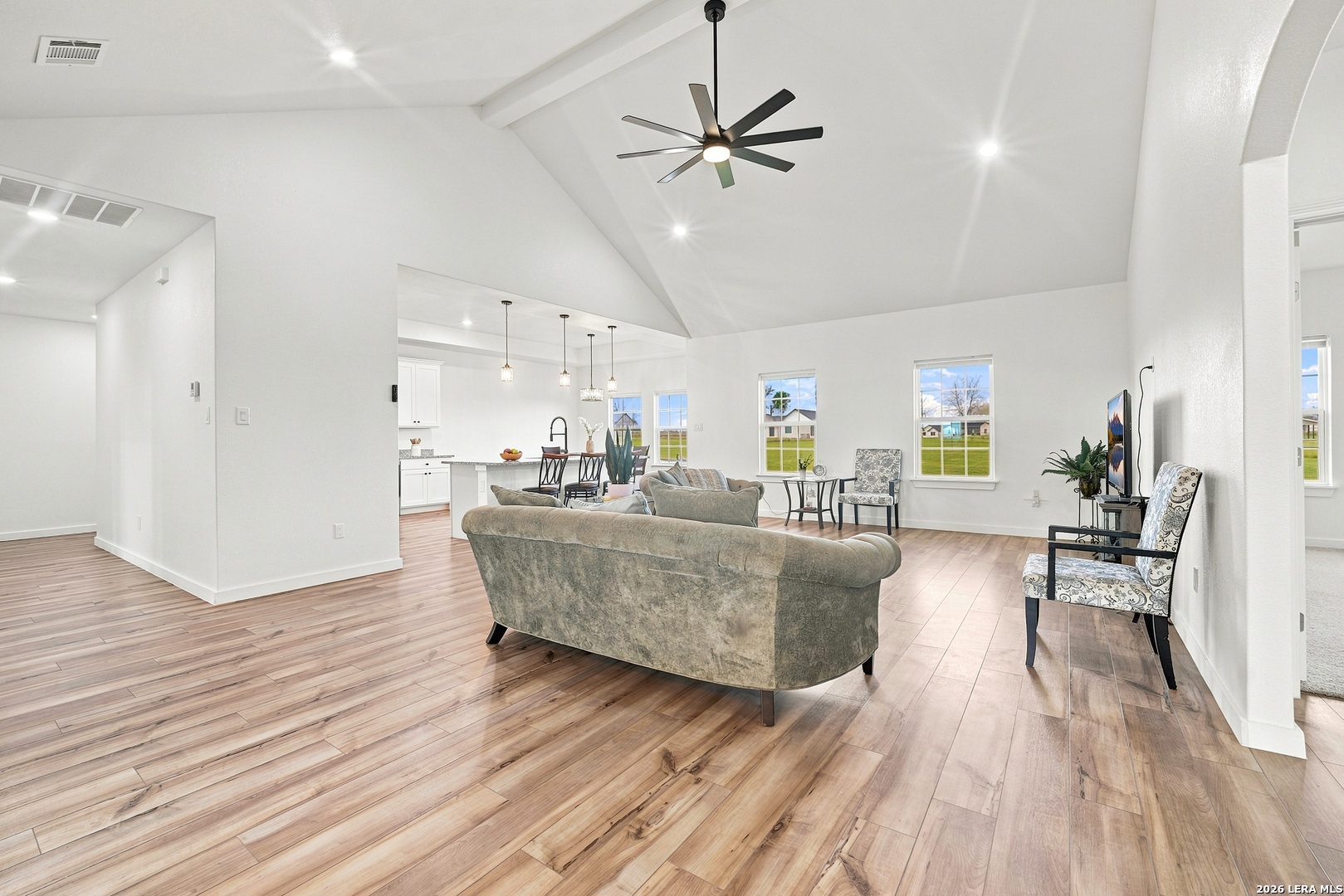 105 Hidden Cove Floresville TX 78114