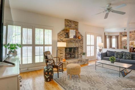 14 Granburg Circle San Antonio TX 78218