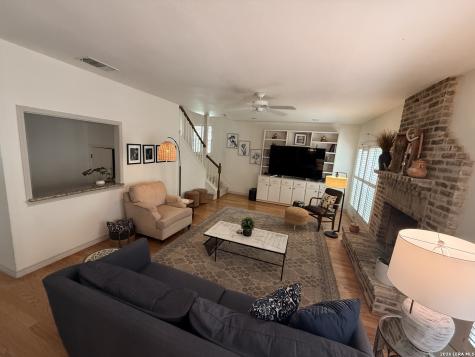 14 Granburg Circle San Antonio TX 78218