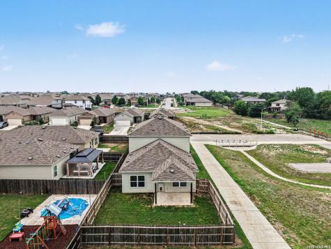 579 Jennifer Way New Braunfels TX 78130