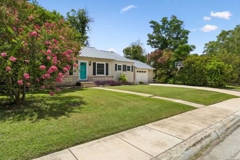 218 Larkwood Drive San Antonio TX 78209