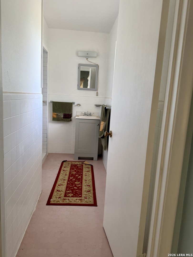 231 Orchard San Antonio TX 78220