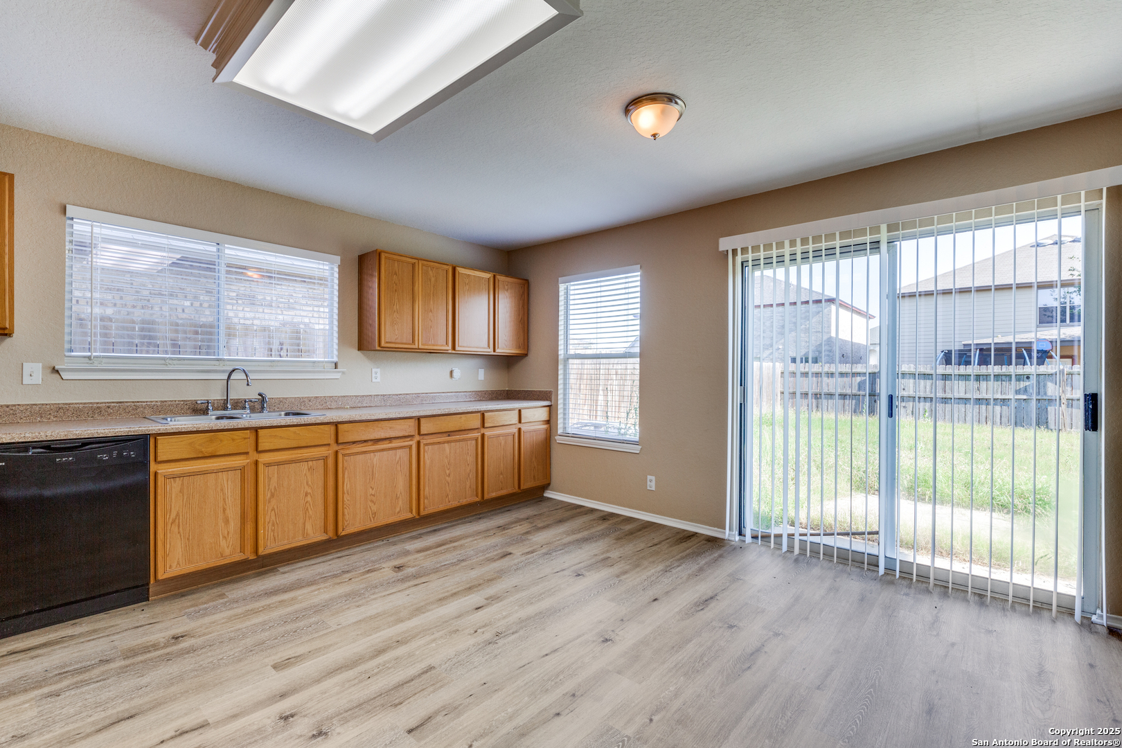 6454 Miners Hill San Antonio TX 78244