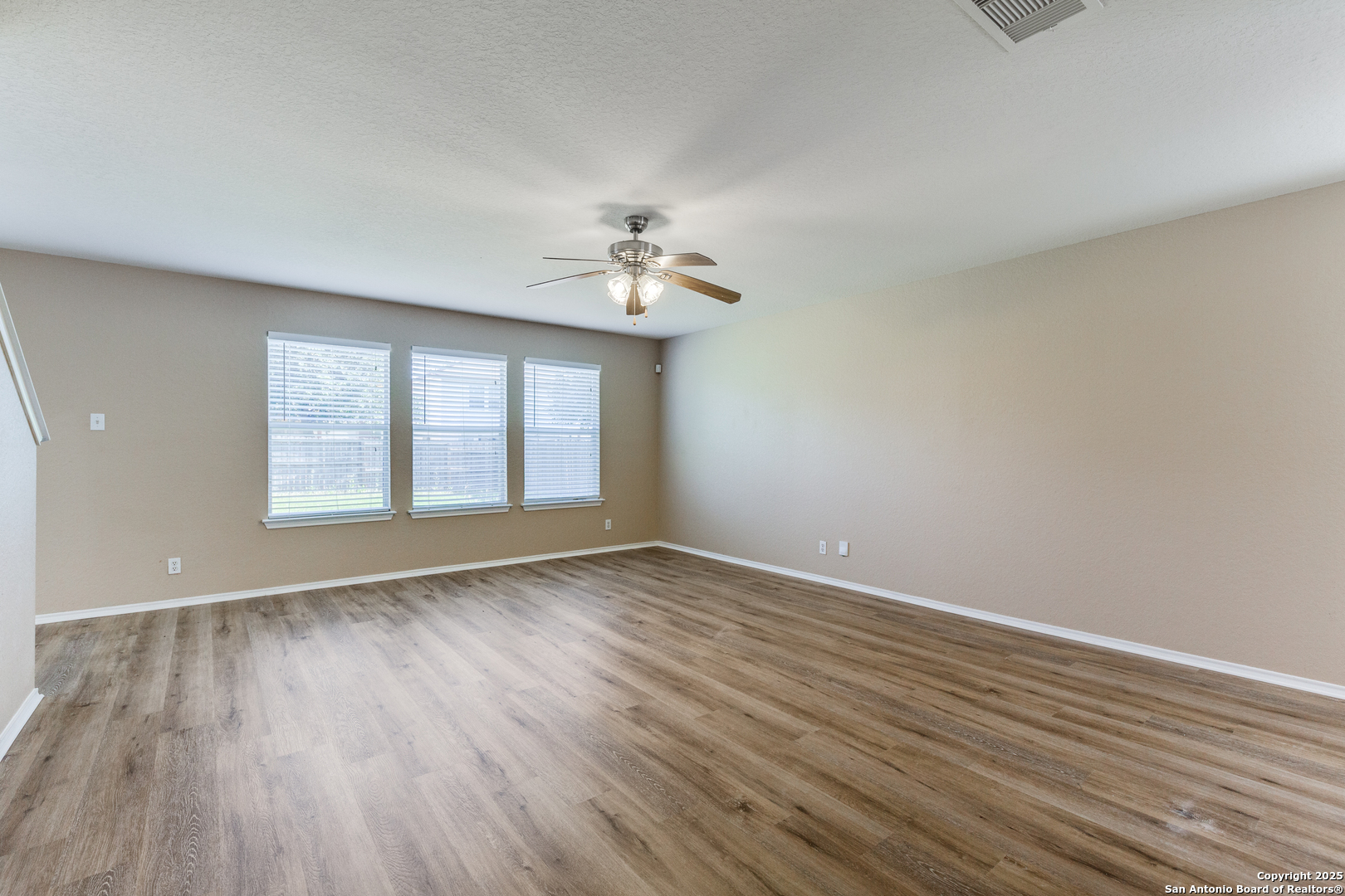 6454 Miners Hill San Antonio TX 78244