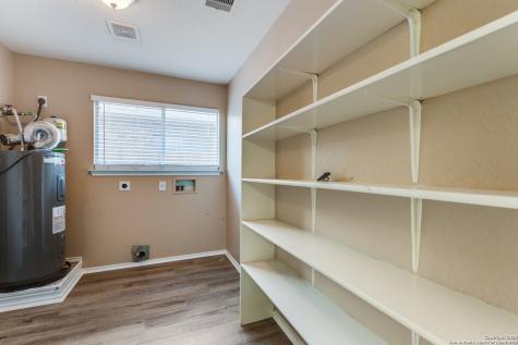 6454 Miners Hill San Antonio TX 78244