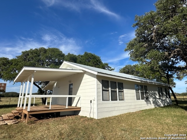 373 Pine Tree Medina TX 78055
