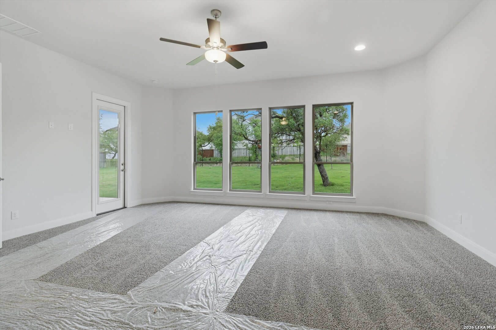 3835 Escalera Bulverde TX 78163