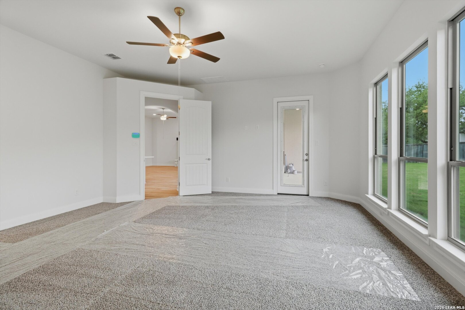 3835 Escalera Bulverde TX 78163