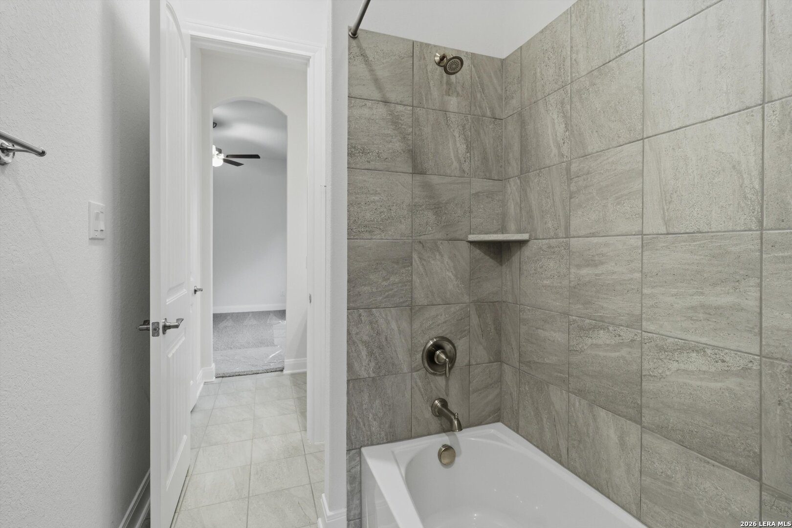 3835 Escalera Bulverde TX 78163
