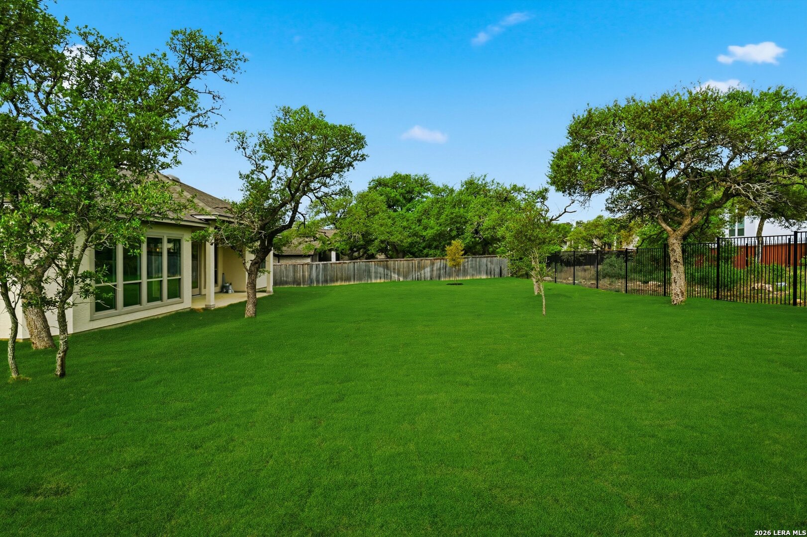 3835 Escalera Bulverde TX 78163