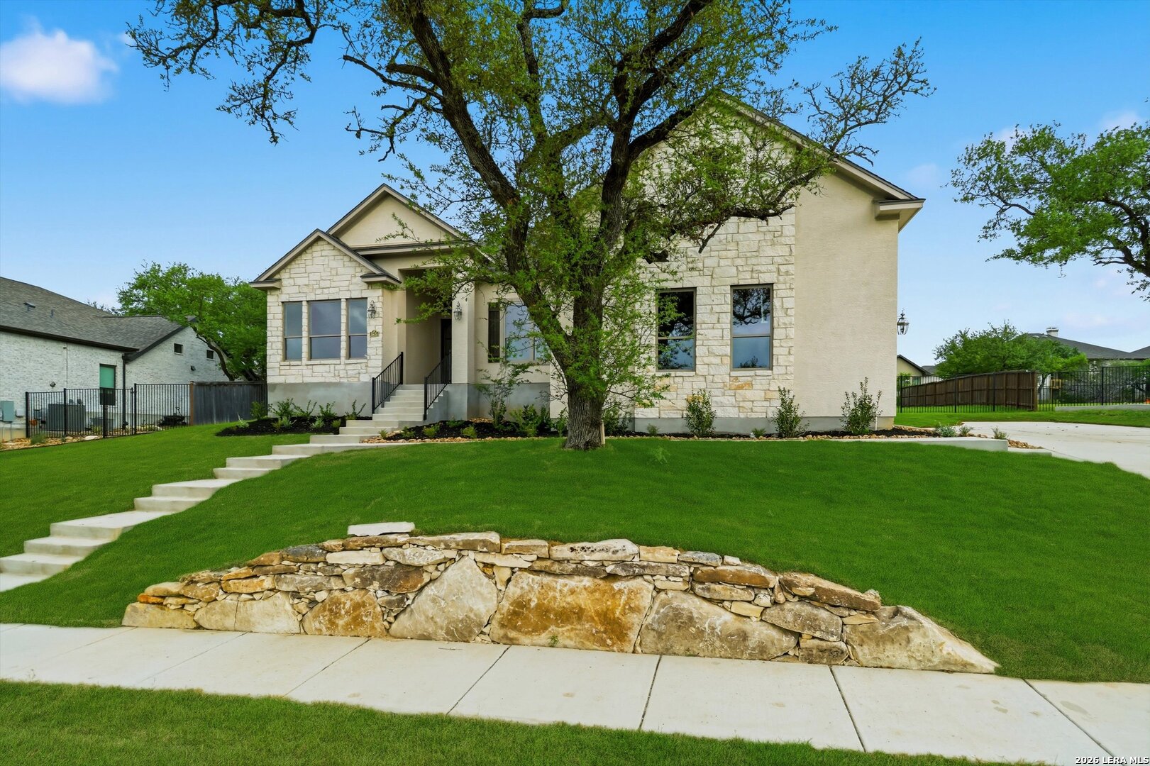 3835 Escalera Bulverde TX 78163